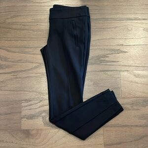 LOFT Black Skinny Ponte Pant - Size 0